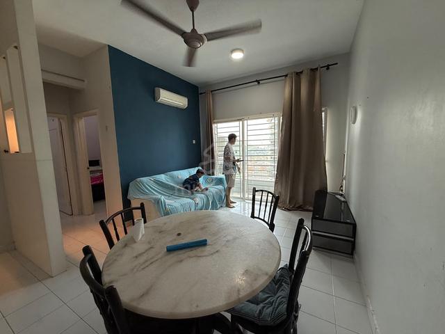 University Place (Plaza Ivory) 1