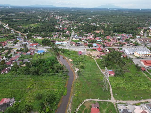 Tanah Pembangunan 5 Ekar Tepi Jalan Besar Umbai Melaka 1