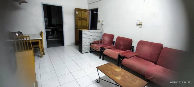 Raya Court 1