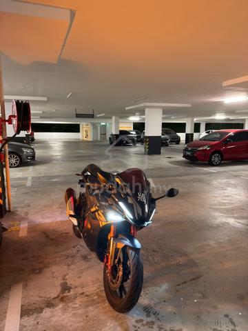 Carousel Image