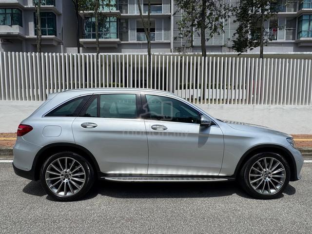 2017 Mercedes Benz GLC250 4MATIC COUPE AMG LINE - 4