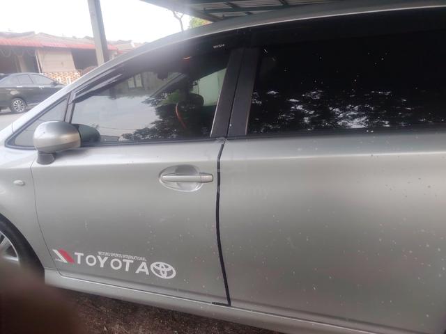 2013 Toyota WISH 1.8 S ZGE20G FACELIFT (A) - 4
