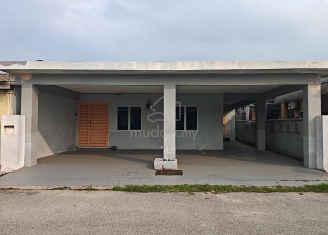 Balok Makmur, Kuantan Semi D House -For Sale 1