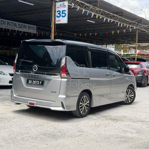 Nissan Serena 2.0(A)Premium⭐ Leather⭐Senang Loan - 2