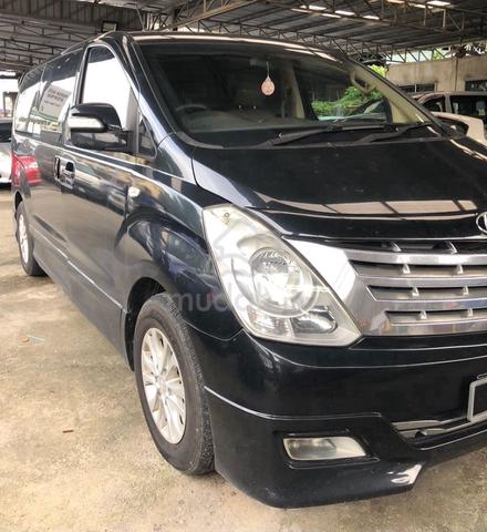 2012 Hyundai GRAND STAREX 2.5 (A) - 1