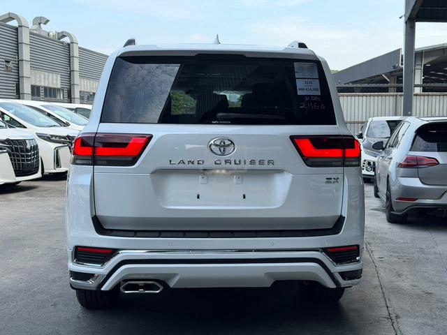 2024 Toyota LANDCRUISER 3.5 ZX 516km ony 5A - 3