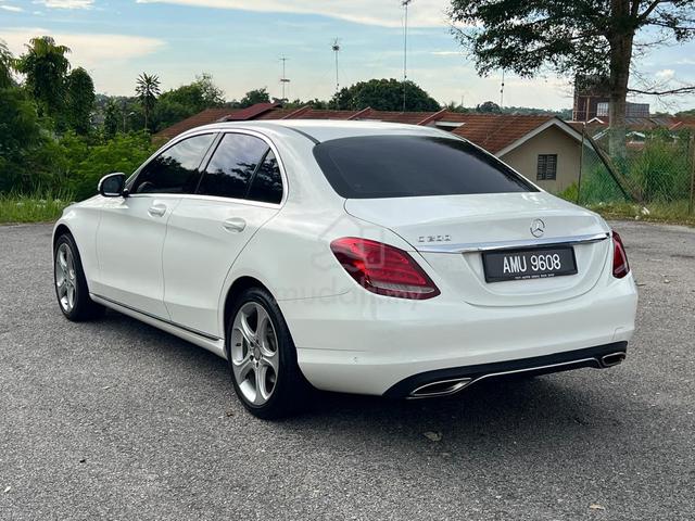2016 Mercedes Benz C200 AVANTGARDE 2.0 (A) - 4