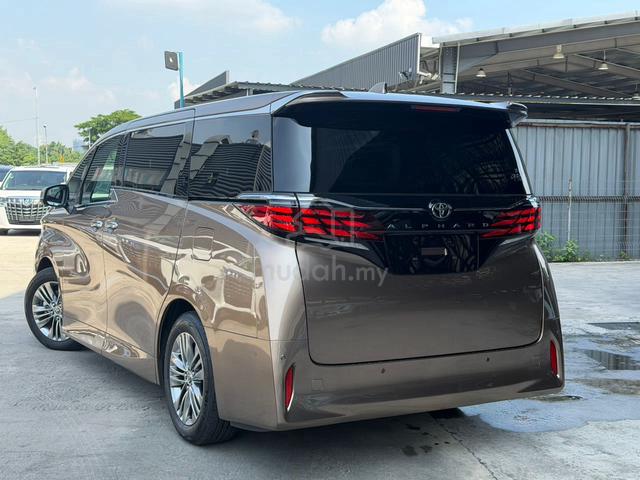 2025 Toyota ALPHARD 2.5 Z Bronze 5A 7K KM only - 2