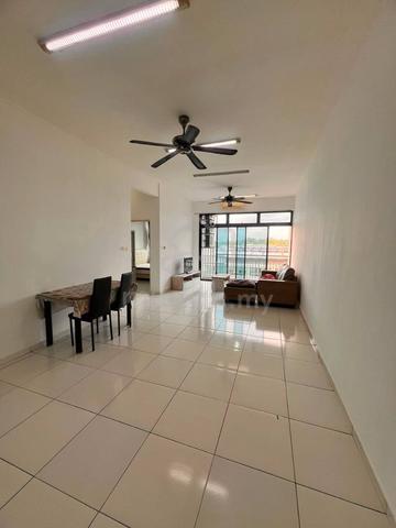 Sky Gardens Residences 1