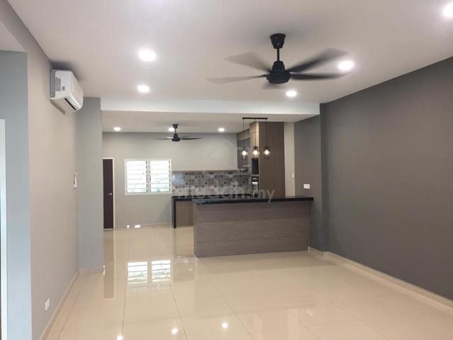 Tanjung Bungah Single Storey Semi-Detached with Small Garden for Rent 1