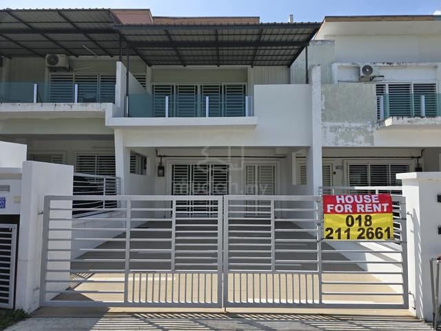 House for Rent – Hijayu 3, Bandar Baru Sendayan 1
