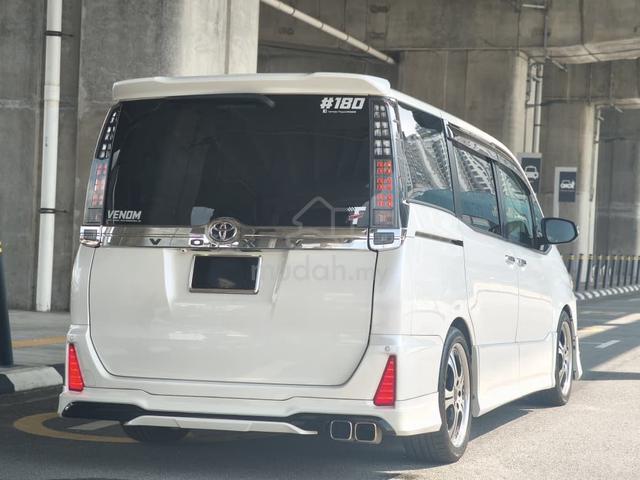2015 Toyota VOXY 2.0 ZS ALPINE MODELLISTA BODYKITS - 2