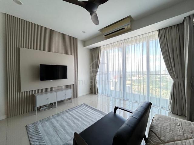Grand Medini 1