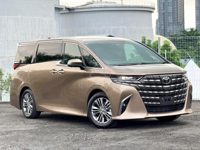 2025 (GOLD) Toyota ALPHARD 2.5 Z (A) - 4