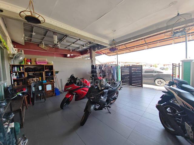 Facing open ⭐ Rumah Teres Setingkat Taman Seri Sempang, Merlimau 2