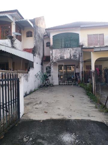 Selling Cheap, Freehold, 2 storey house @ Taman Sri Gombak, Batu Caves 1