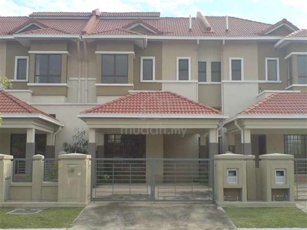 24 x 80 Lakeside Terrace Kota Kemuning Shah Alam 1