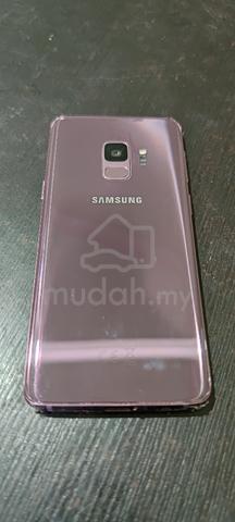 Samsung Galaxy s9 - photo 2 of 5