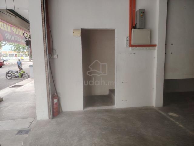 Ground Floor Shoplot Corner Taman Krubong Utama 1