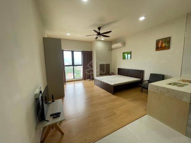 Bay Point @ Country Garden Danga Bay 1