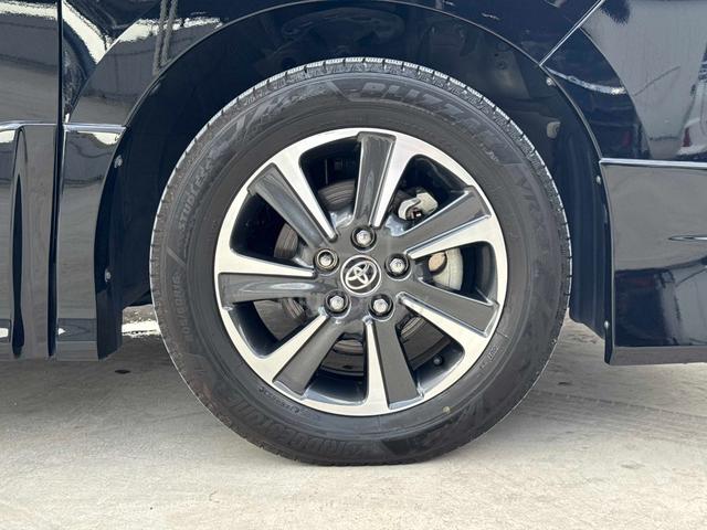 Toyota VOXY Modellista ✨ 34362KM l 4.5 B l 2022 - 4