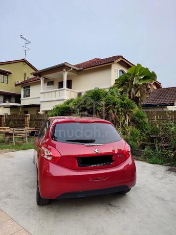 2014 Peugeot 208 1.6 VTI ALLURE (A) - 2