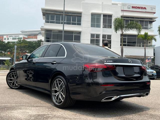 2022 Mercedes Benz E-200 Sedan AMG Line (JAPAN) - 2