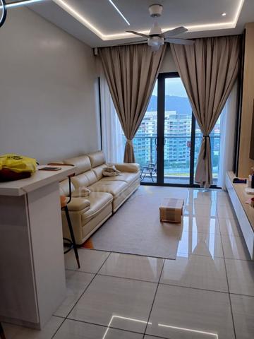 Queens Residences Q1 @ Queens Waterfront 1