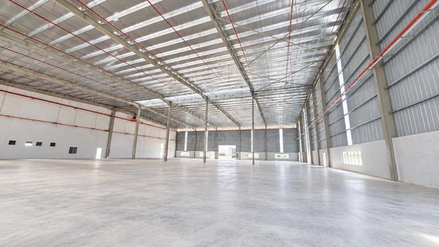 Senai Detached Factory 1.15 Acres 1