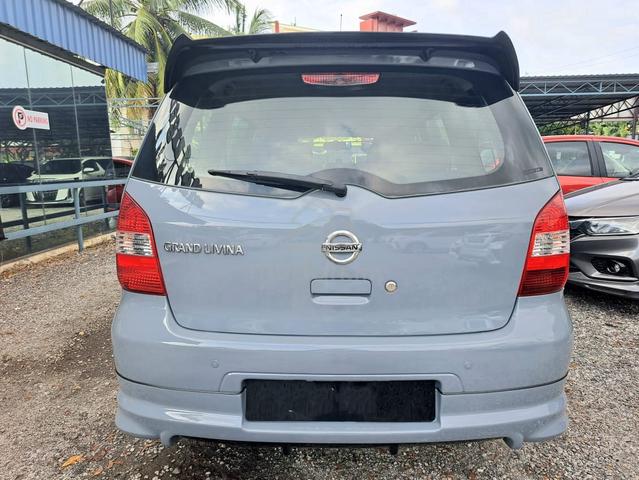 2012 Nissan GRAND LIVINA 1.8 CLASSIC/COMFORT (A) - 4