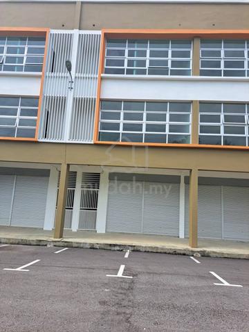3 Storey Commercial Shophouse  1