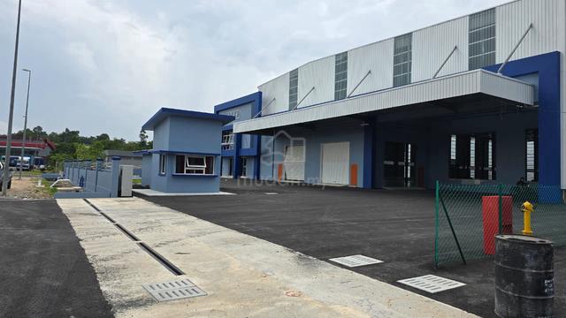 Bungalow Warehouse Protion City, Tanjong Malim, Perak (Q2108) 1
