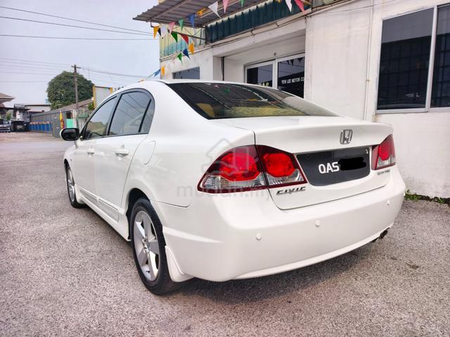 2010 Honda CIVIC FD 1.8 i-VTEC Original White (A) - 5