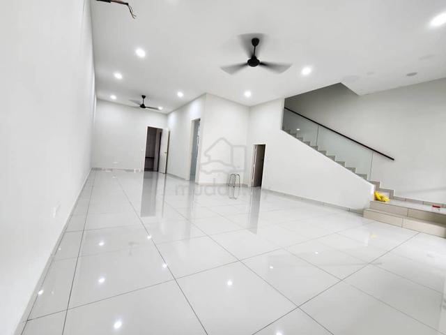 Double Storey Terrace Intermediate Tmn Satu Krubong 1
