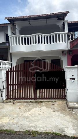 Fully Renovated 2-storey Taman Makmur Kulai 1