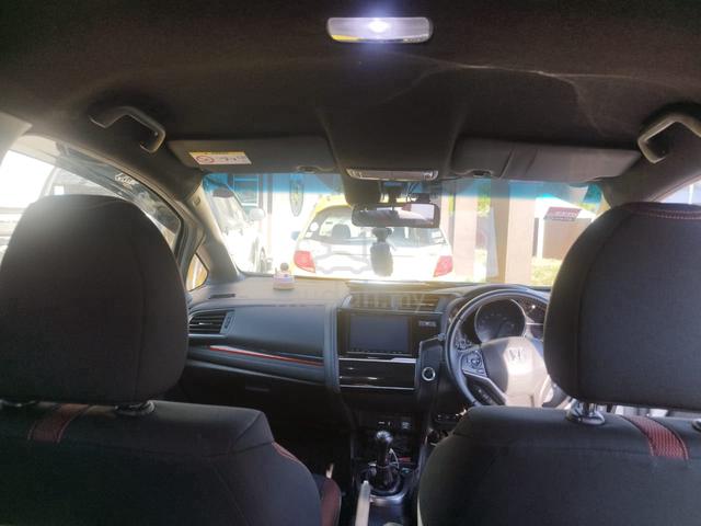 2019 Honda FIT 1.5 RS HONDA SENSING (A) - 4