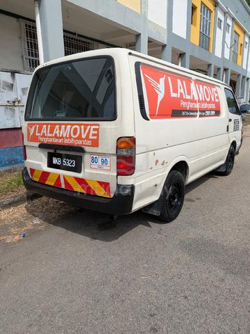 2002 Toyota HIACE 2.4 LH112R (M) - 2