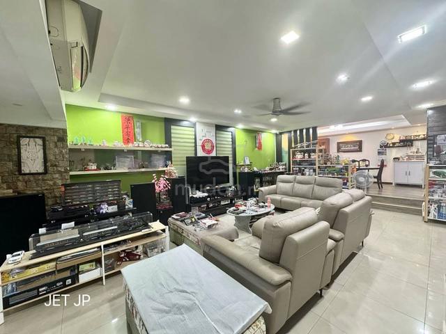 Bukit Tinggi 2 Asura Home Klang 2 Storey 22x75 Renovated & Extended 1