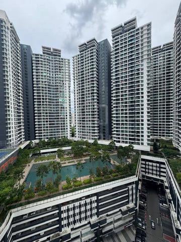 KL Traders Square Residences 1