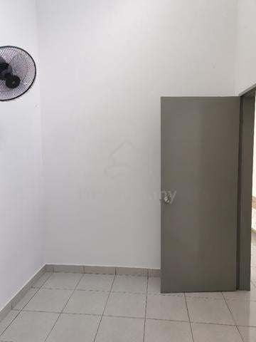 Aircond room for rent 1