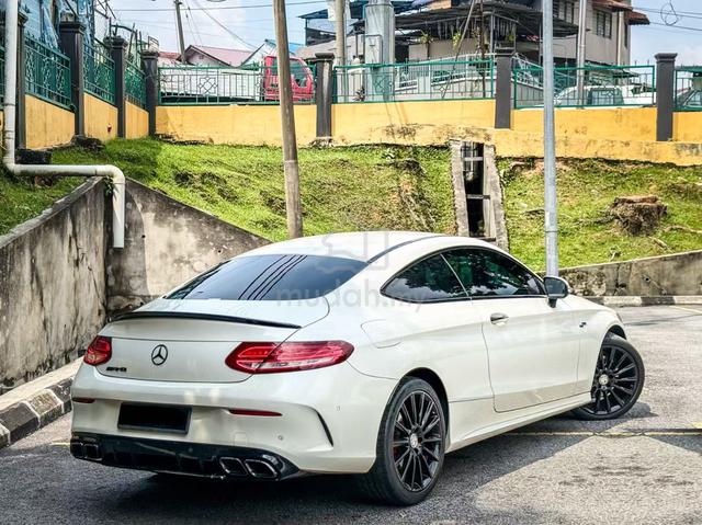Mercedes Benz C180 1.6 AMG Coupe Convert C63 B/Kit - 2