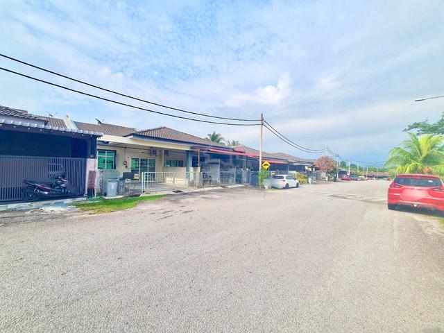 Teres Setingkat Taman Bandar Baru Simpang Empat Alor Gajah Melaka 1