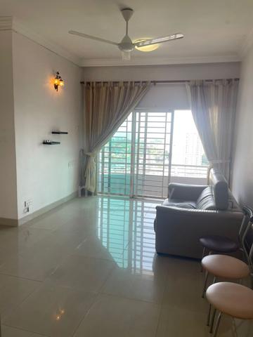 University Place (Plaza Ivory) 1