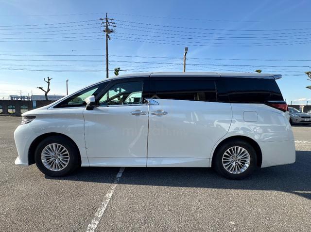 RD STOCK OFER🎉2023 Toyota ALPHARD 2.5 Z/SRoof/HUD - 4
