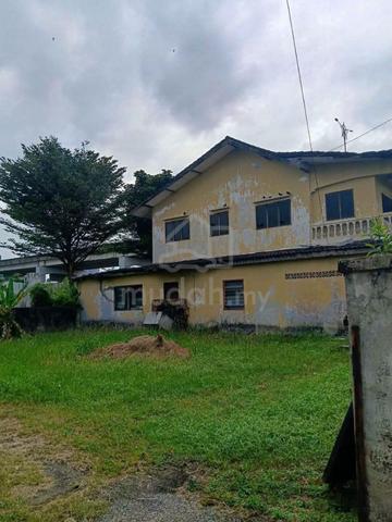 Tanah Dan rumah stulang darat 1