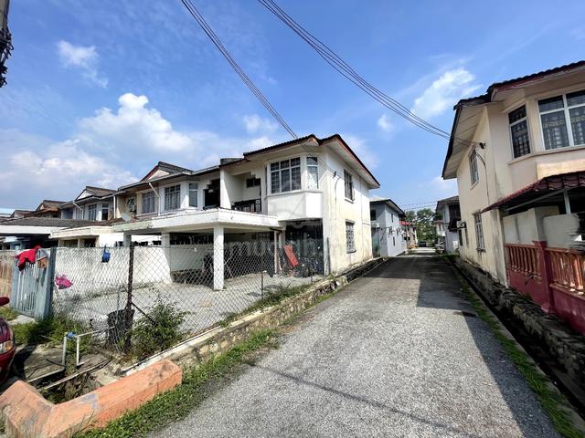 Two Storey House Jalan Semarak Bukit Beruntung End Lot Limited !! 1