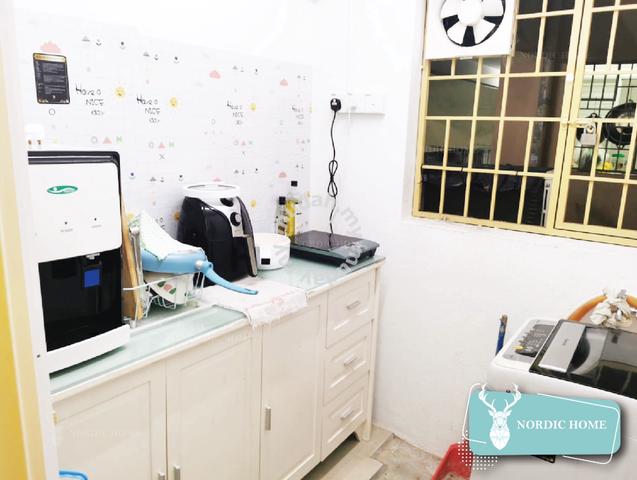 【New Renovated & Low Deposit】Desa Dua Apartment Kepong Aircon Room 5
