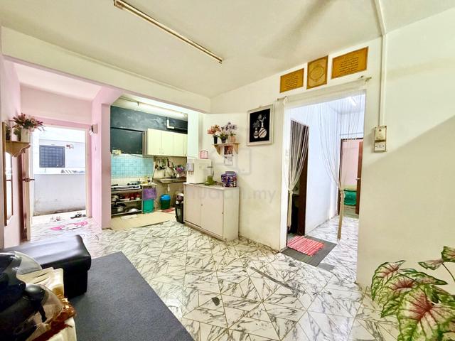 Flat Taman Bukit Angkasa 1