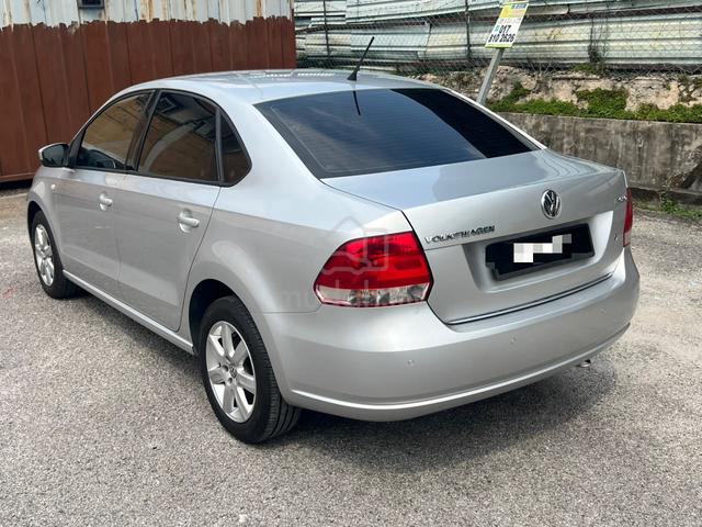 2014 Volkswagen POLO SEDAN 1.6 (CKD) (A) BLH LOAN - 4