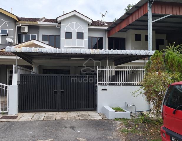 Lahat Baru Pengkalan Station 18 Double Storey House 1
